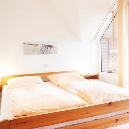 Kleine Brise Mit Meerblick Und Schwimmbad *