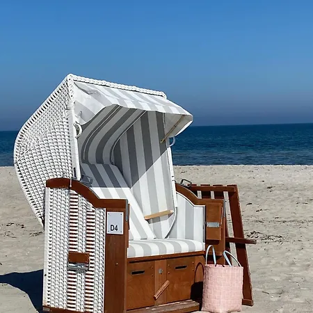 Kleine Brise Mit Meerblick Und Schwimmbad 公寓 *